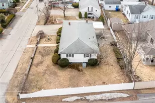 106 Coyle Ave, East Providence, RI 02916 - Photo 34