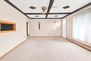 106 Coyle Ave, East Providence, RI 02916 - Photo 16