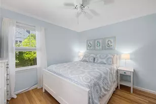 133 Carroll Ave, Newport, RI 02840 - Photo 20