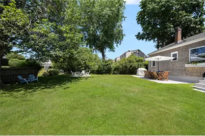 133 Carroll Avenue, Newport, RI 02840 - Photo 28