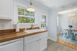 133 Carroll Ave, Newport, RI 02840 - Photo 14