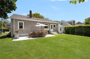 133 Carroll Ave, Newport, RI 02840 - Photo 36