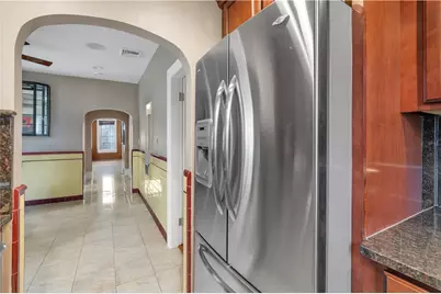 711 Academy Avenue #2, Providence, RI 02908 - Photo 4