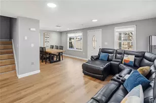 135 Seamans St, Providence, RI 02908 - Photo 4