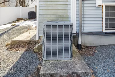 135 Seamans Street #1, Providence, RI 02908 - Photo 42