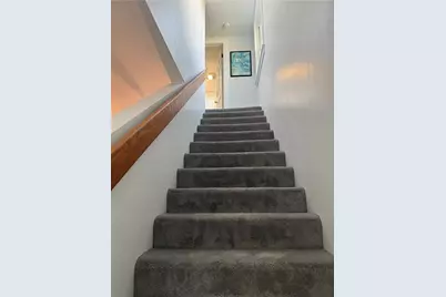 16 Dudley Avenue #7, Newport, RI 02840 - Photo 10