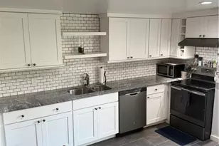 16 Dudley Ave, Newport, RI 02840 - Photo 8