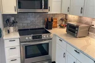 16 Dudley Ave, Newport, RI 02840 - Photo 10