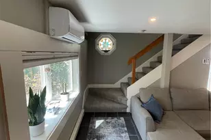 16 Dudley Ave, Newport, RI 02840 - Photo 12