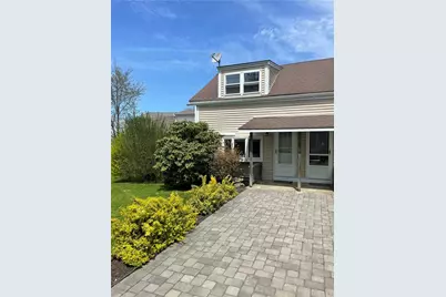 16 Dudley Avenue #6, Newport, RI 02840 - Photo 1