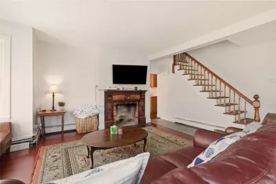 22 Summer Street, Newport, RI 02840 - Photo 2