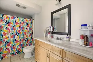 22 Summer St, Newport, RI 02840 - Photo 14