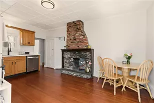 22 Summer St, Newport, RI 02840 - Photo 8