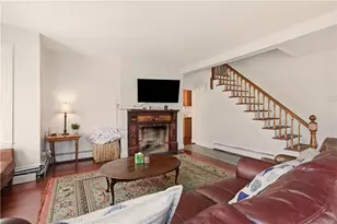 22 Summer St, Newport, RI 02840 - Photo 1