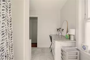 22 Summer St, Newport, RI 02840 - Photo 20
