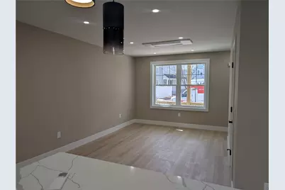 56 Diamond Street, Providence, RI 02907 - Photo 4