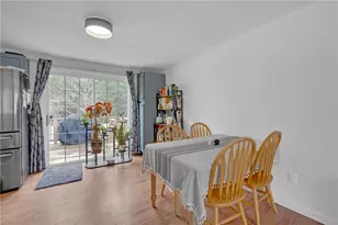 10 Debra Dr, Richmond, RI 02812 - Photo 6