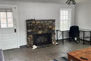 15 Link St, Warwick, RI 02886 - Photo 12