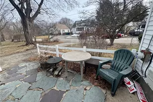 15 Link St, Warwick, RI 02886 - Photo 4