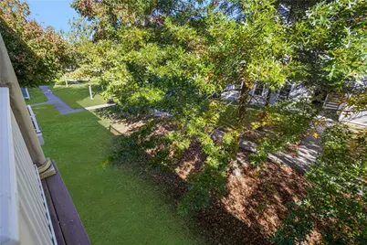 231 Maple Avenue #204, Newport, RI 02840 - Photo 14