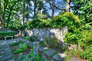 35 Sea Breeze Ln, Bristol, RI 02809 - Photo 48