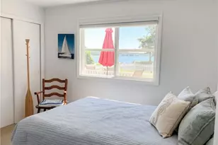 10 Burbank Ave, Narragansett, RI 02882 - Photo 4