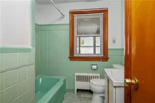 148 Sweet Ave, Pawtucket, RI 02861 - Photo 12