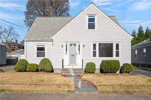 148 Sweet Ave, Pawtucket, RI 02861 - Photo 2