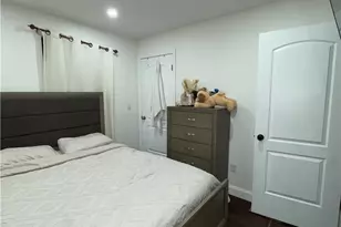 27 Judith St, Providence, RI 02907 - Photo 2