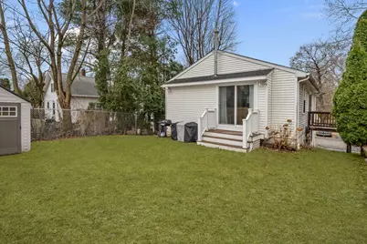 6 Tennyson Road, Warwick, RI 02888 - Photo 4