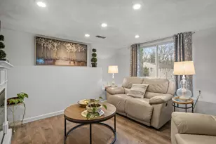 6 Tennyson Rd, Warwick, RI 02888 - Photo 26