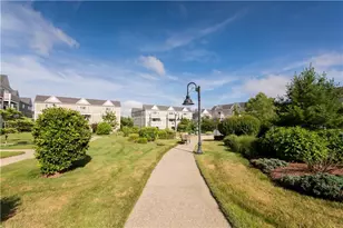 677 Metacom Ave, Bristol, RI 02809 - Photo 36