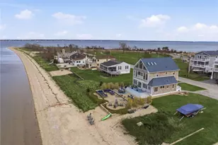 360 Shawomet Ave, Warwick, RI 02889 - Photo 2