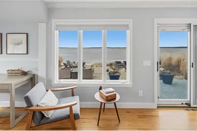 360 Shawomet Avenue, Warwick, RI 02889 - Photo 12