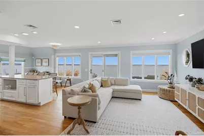 360 Shawomet Avenue, Warwick, RI 02889 - Photo 10