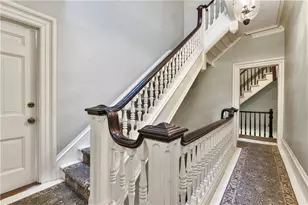 453 Angell St, Providence, RI 02906 - Photo 16