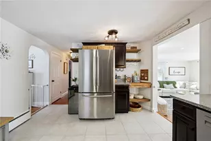 27 Linwood Rd, Cumberland, RI 02864 - Photo 8