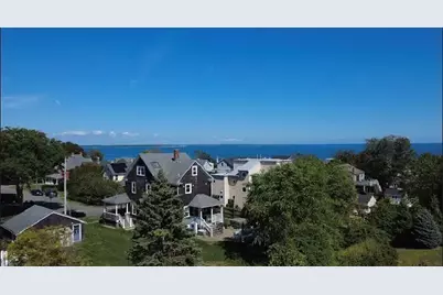 27 Westmoreland Street, Narragansett, RI 02882 - Photo 4