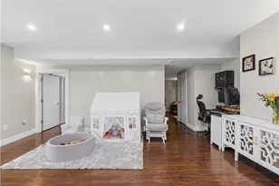 270 Brayton Rd, Tiverton, RI 02878 - Photo 10