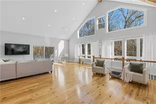 270 Brayton Rd, Tiverton, RI 02878 - Photo 2