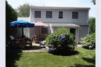 140 Treasure Road, Narragansett, RI 02882 - Photo 2