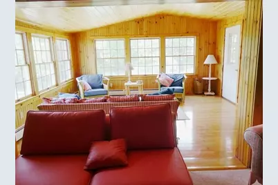 140 Treasure Road, Narragansett, RI 02882 - Photo 4