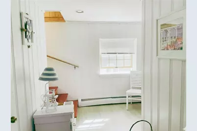 140 Treasure Road, Narragansett, RI 02882 - Photo 8