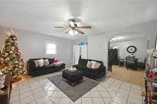 41 Joslin St, Providence, RI 02909 - Photo 2