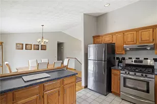 24 Sandy Ln, Bristol, RI 02809 - Photo 4