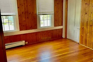 37 Castle St, East Greenwich, RI 02818 - Photo 6