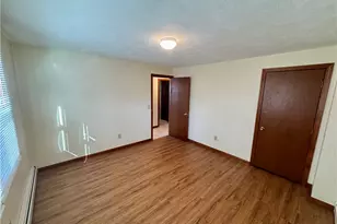 135 Rounds Ave, East Providence, RI 02915 - Photo 10