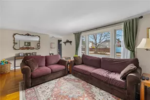 55 Mayflower Dr, Cranston, RI 02905 - Photo 8