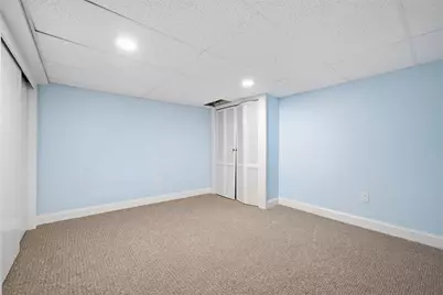 80 Maplecrest Drive, Pawtucket, RI 02861 - Photo 32