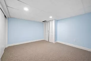 80 Maplecrest Dr, Pawtucket, RI 02861 - Photo 32